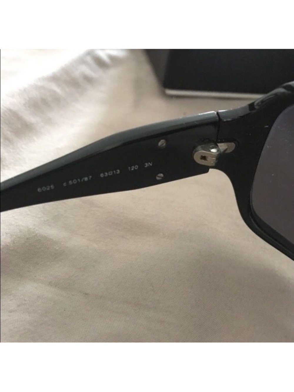 CHANEL Black Logo Sunglasses 2010 - Picture 3 of 4